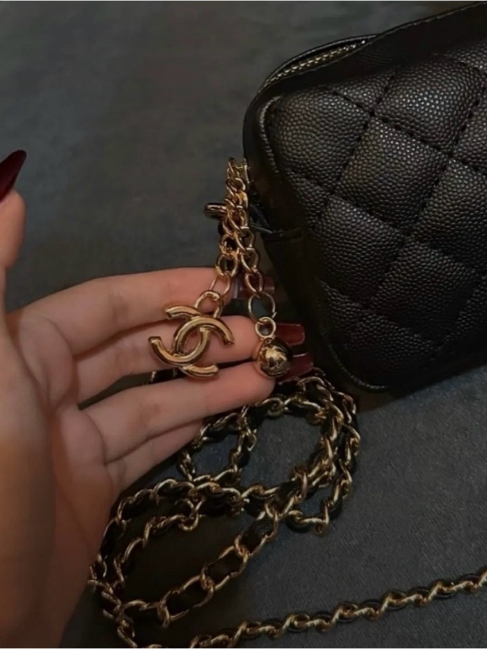Chanel VIP BAG - Picture 4 of 8